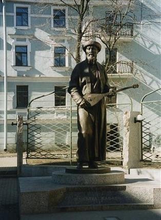 Памятник Джамбулу Джабаеву (Жамбылу Жабаеву) (Санкт-Петербург)