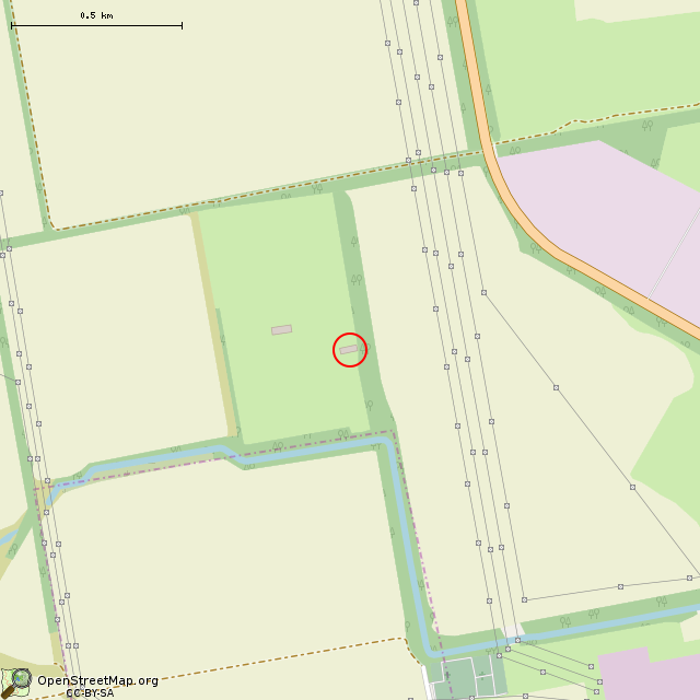 Карта где находится Заброшенные гаражи     | заброшенный, неиспользуемый объект в среднем масштабе