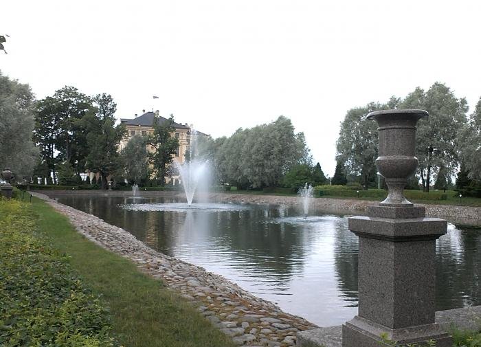 Пруд (Санкт-Петербург)      | фонтан