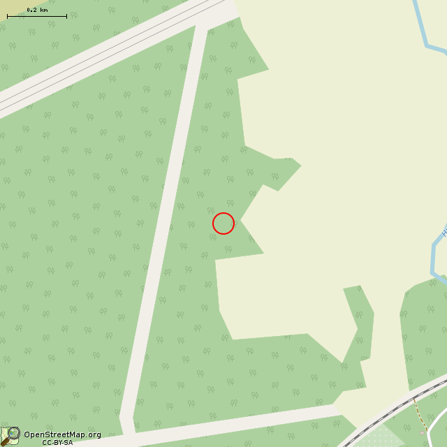 Карта где находится Два старых фундамента     | развалины, руины, заброшенный, неиспользуемый объект в среднем масштабе